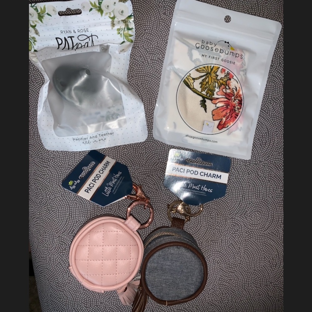 Pacifier & accessories